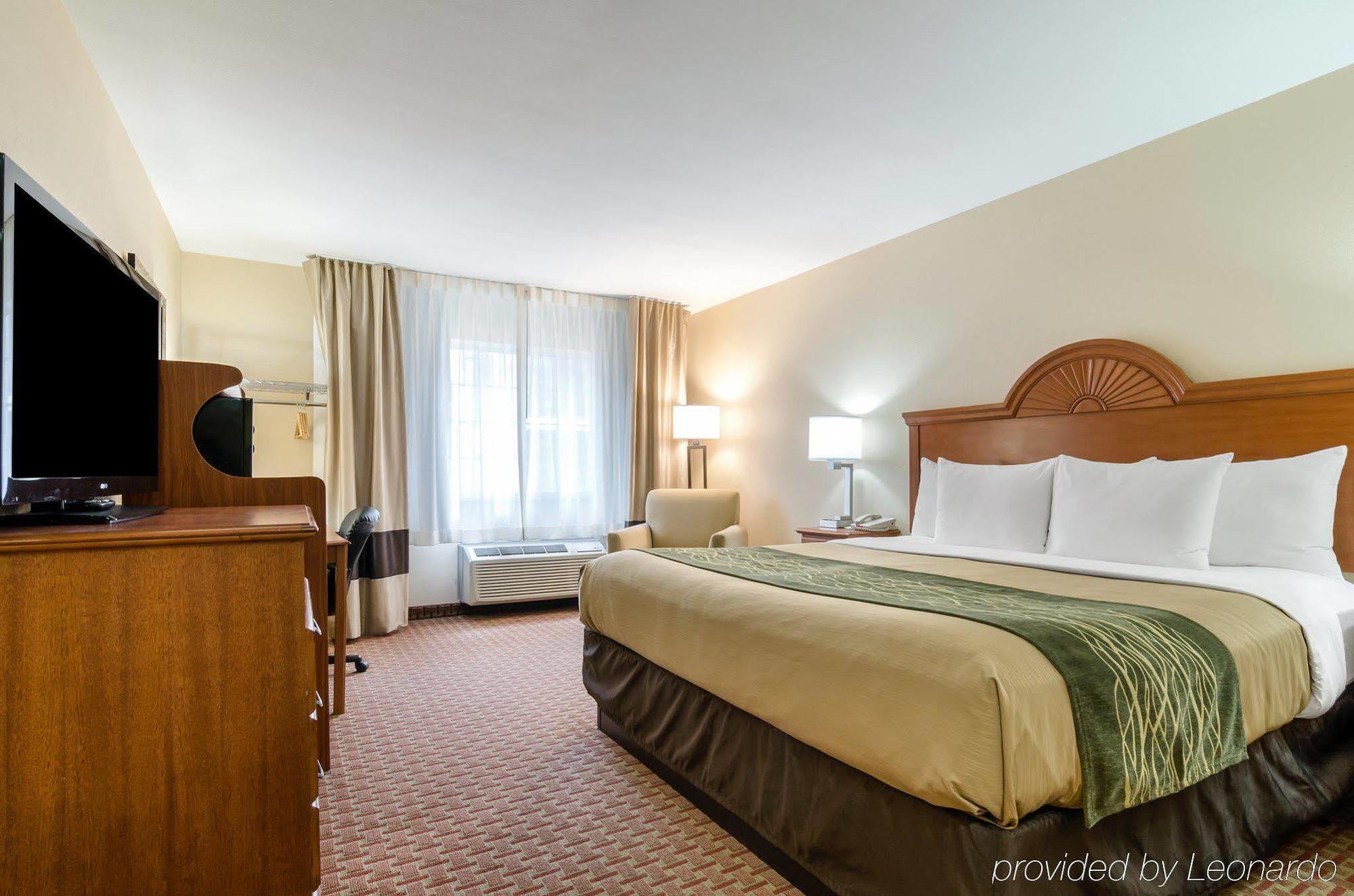 Отель Super 8 By Wyndham Great Bend Экстерьер фото